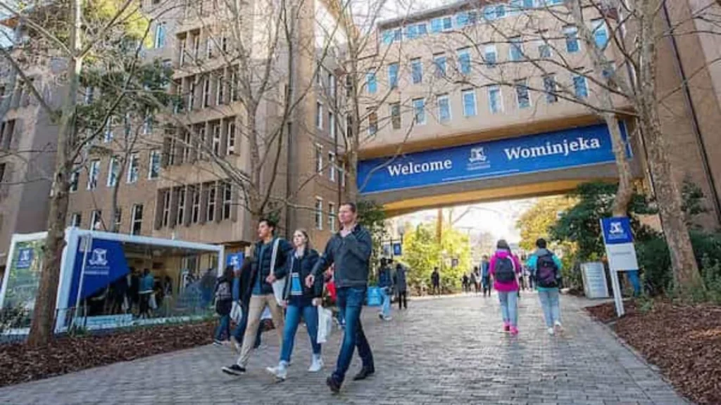 comes in the list of top universities in melbourne australia